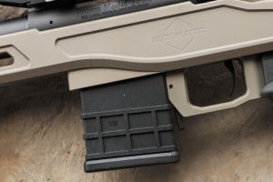  Шахта шасси Automatic принимает магазины популярного стандарта AICS и отлично работает с недорогими пластиковыми магазинами MDT 