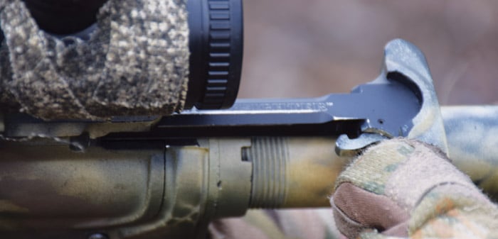 Установка оптики на AR-15 нудна і буденно завдяки планці Пікатінні, отформованной на Аппер-ресивері