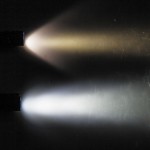  разница в форме луча видна невооруженным глазом: рефлектор (вверху) и TIR-линза